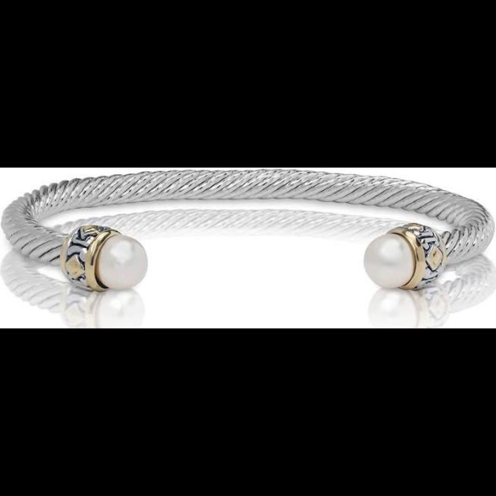 John Medeiros Cuff